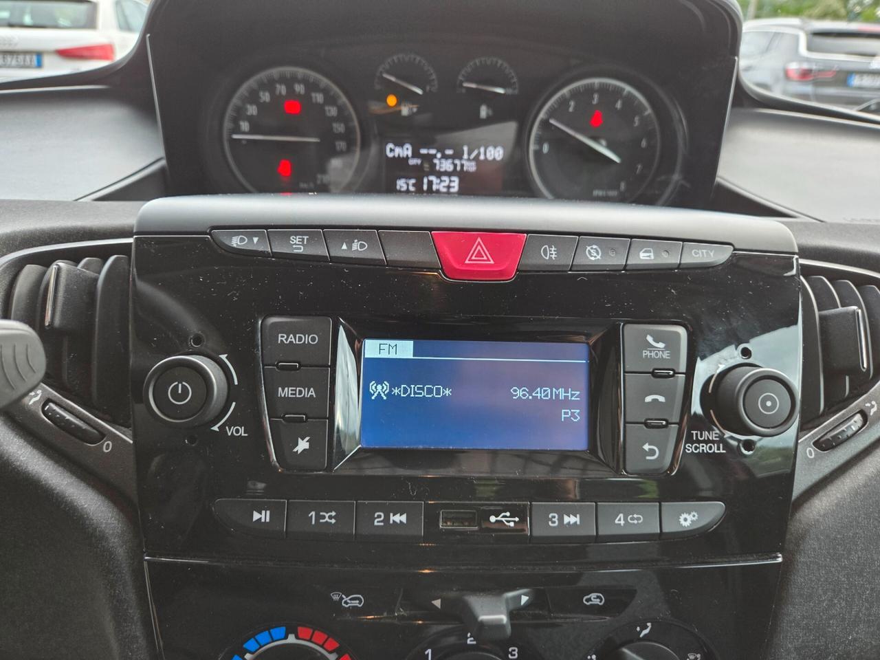 Lancia Ypsilon 5 porte S&S Hybrid Ecochic Silver