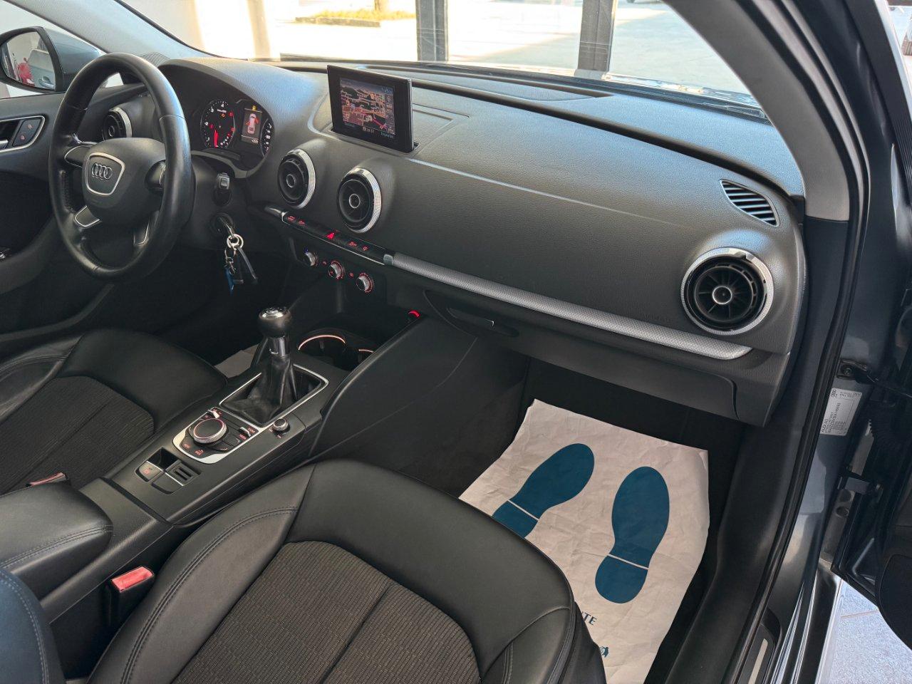 Audi A3 Sportback 1.6 tdi S-line Edition Navi Pelle Led Full