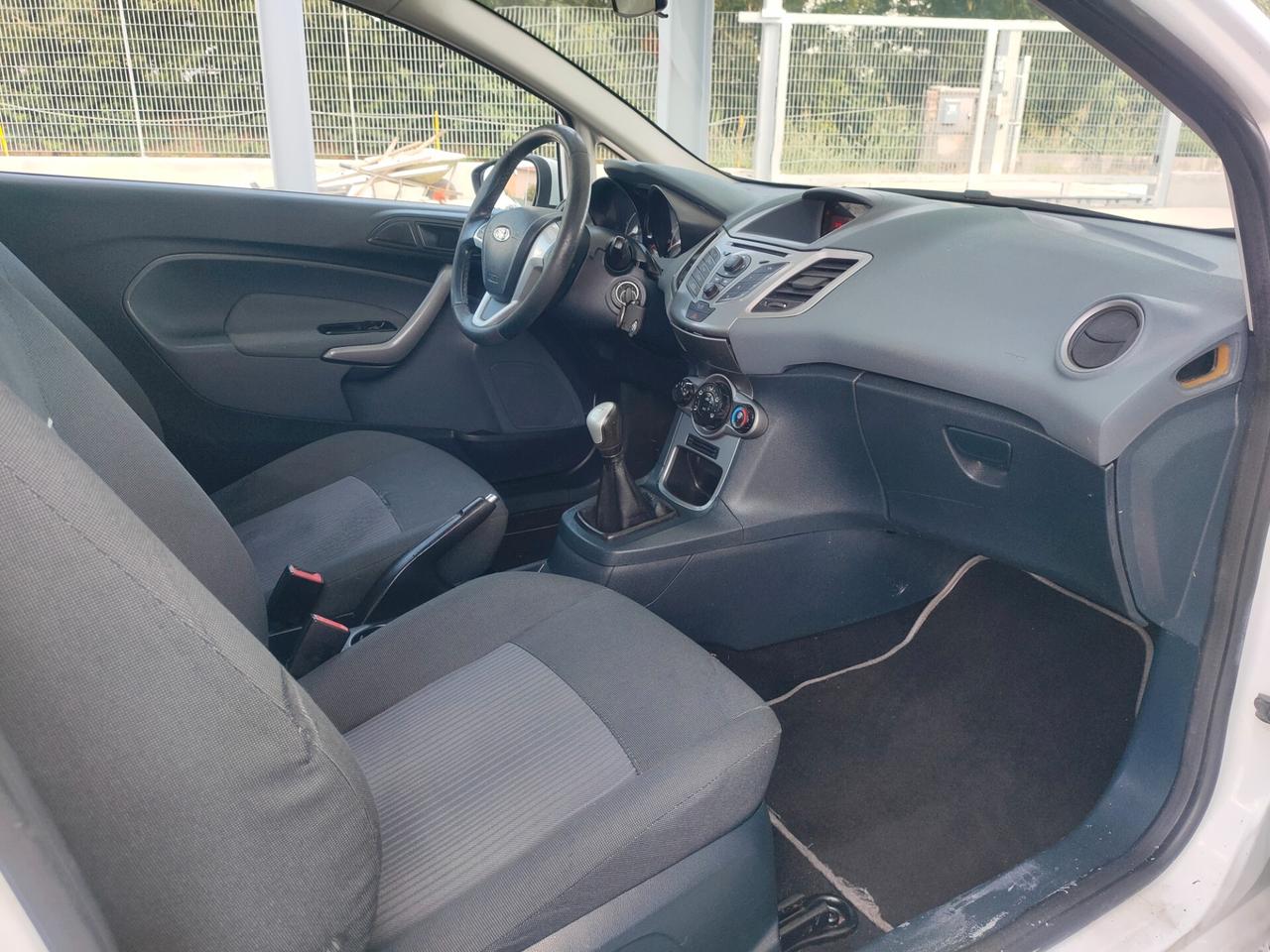 Ford Fiesta Fiesta+ 1.4 TDCi 70CV 3 porte EURO 5 NEOPATENTATI