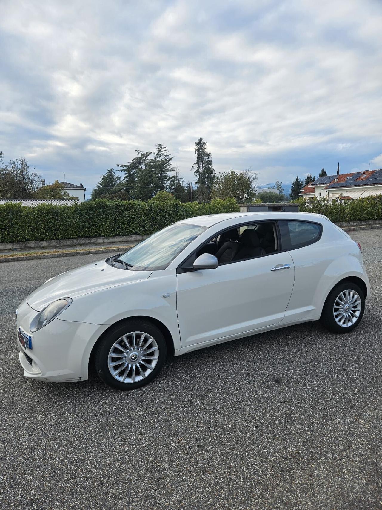 Alfa Romeo MiTo 1.3 JTDm 85 CV NEOPATENTATI