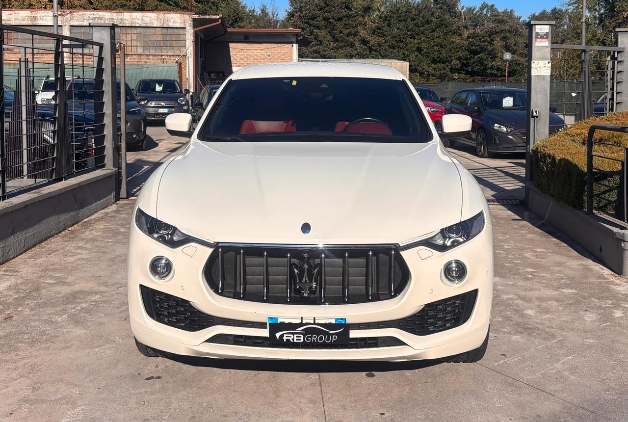 Maserati Levante V6 Diesel 275 CV AWD