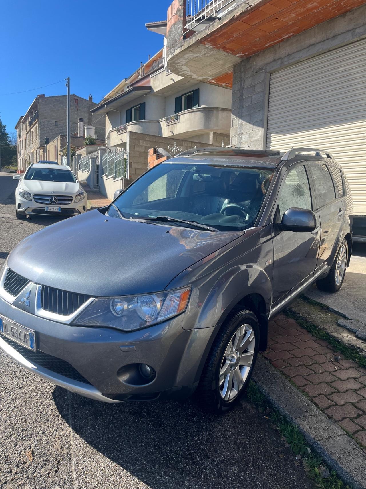 Mitsubishi Outlander 2.0 DI-D Intense DPF