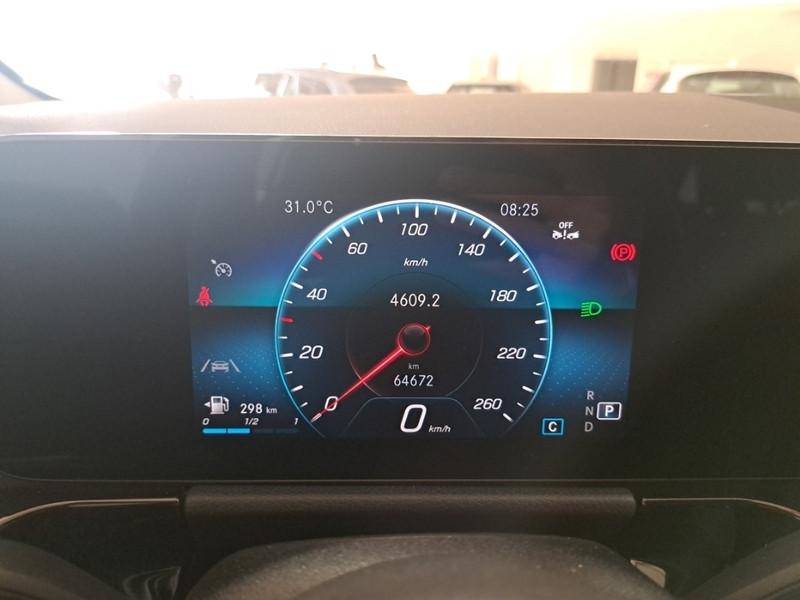 MERCEDES-BENZ GLA 200 d Automatic Business Extra