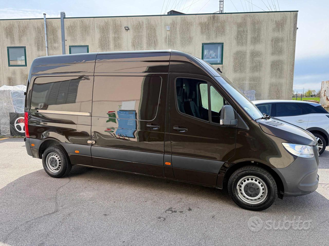 MERCEDES-BENZ Sprinter F39/33 311 CDI FWD TA Fur
