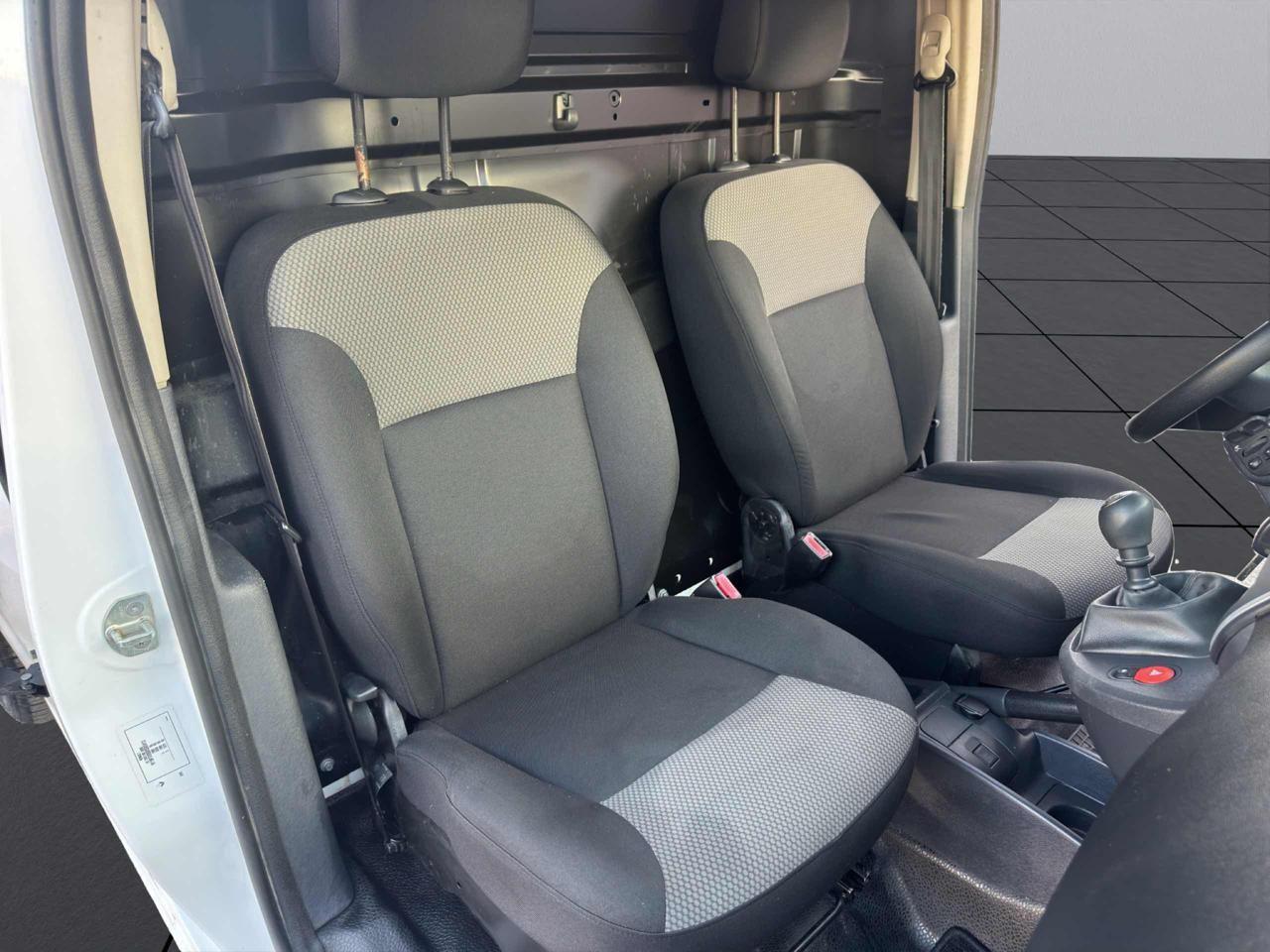 Renault Kangoo 115CV N1 GANCIO TRAINO-CRUISE-6MARCE-RETROCAMERA