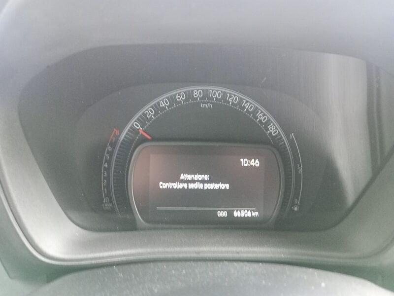 Toyota Aygo X 1.0 Lounge 72cv s-cvt