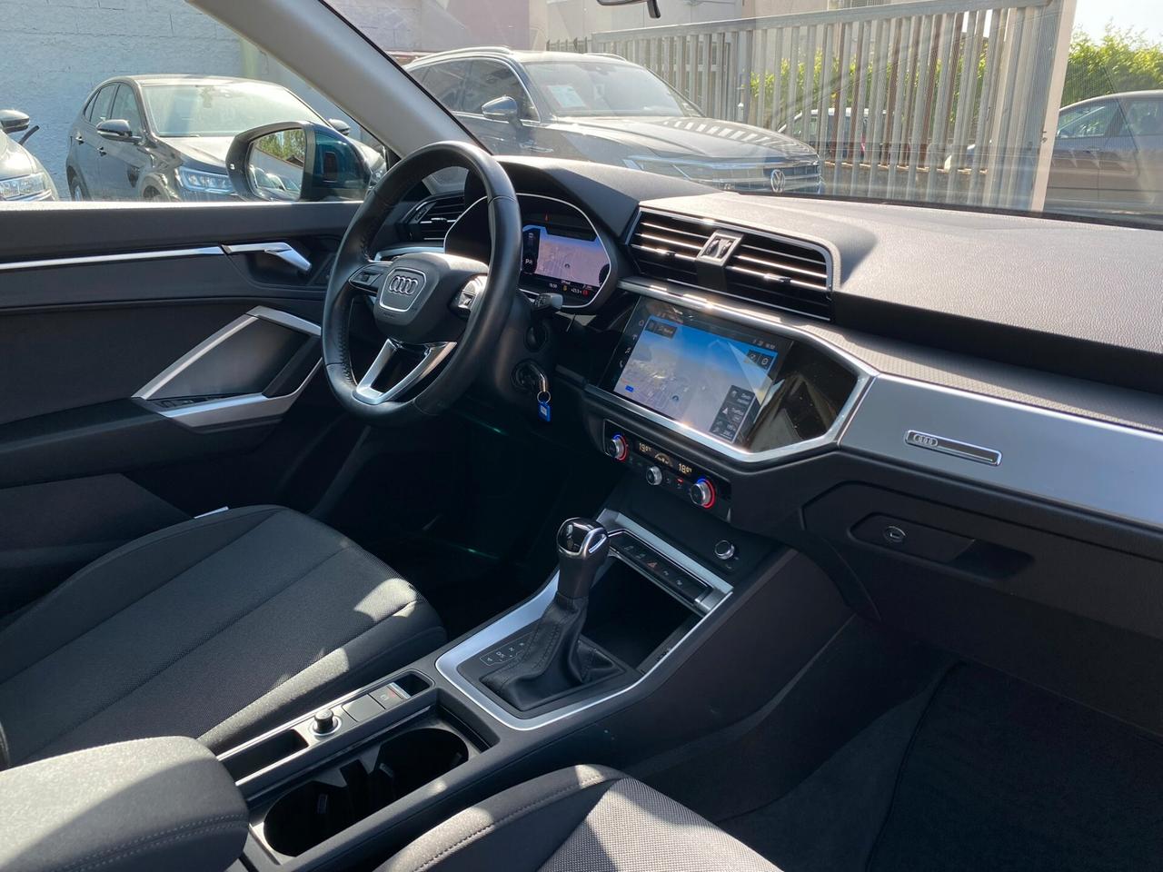 Audi Q3 Business 2.0 TDI 150CV S tronic 35