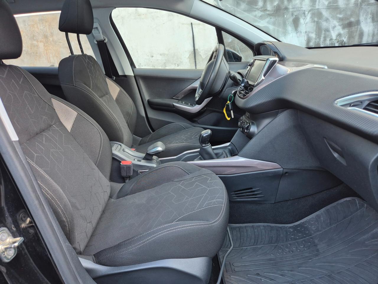 Peugeot 2008 SUPER FULL PERFETTA 1.2 BENZ 2015