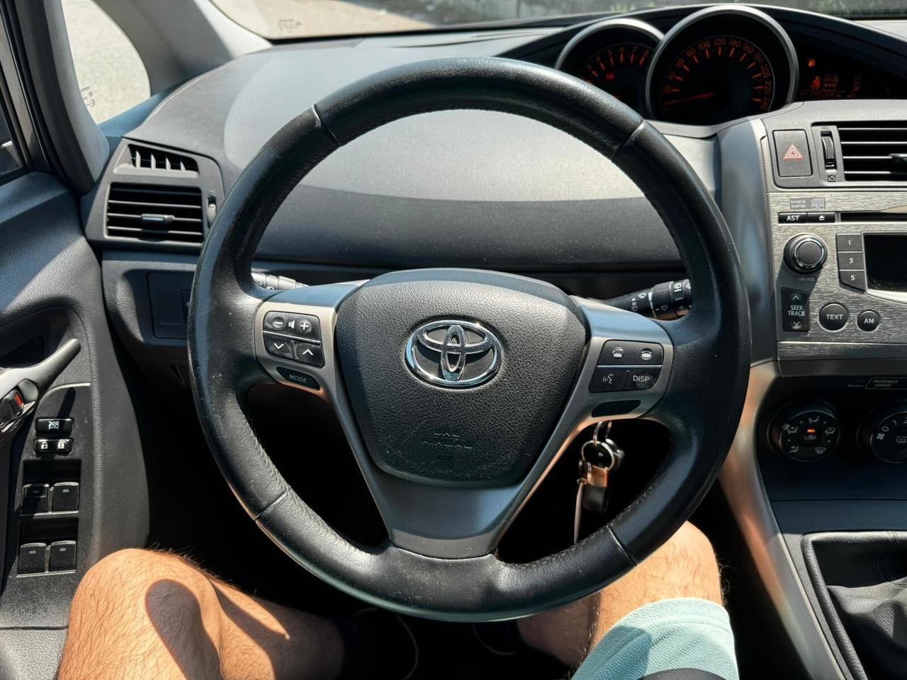 Toyota Verso 1.6 Sol Euro 4 - 2010 - 183.000 km