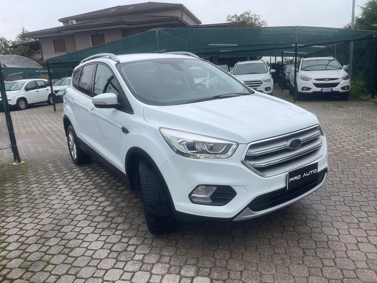 Ford Kuga 1.5 TDCI 120 CV S&S 2WD Titanium