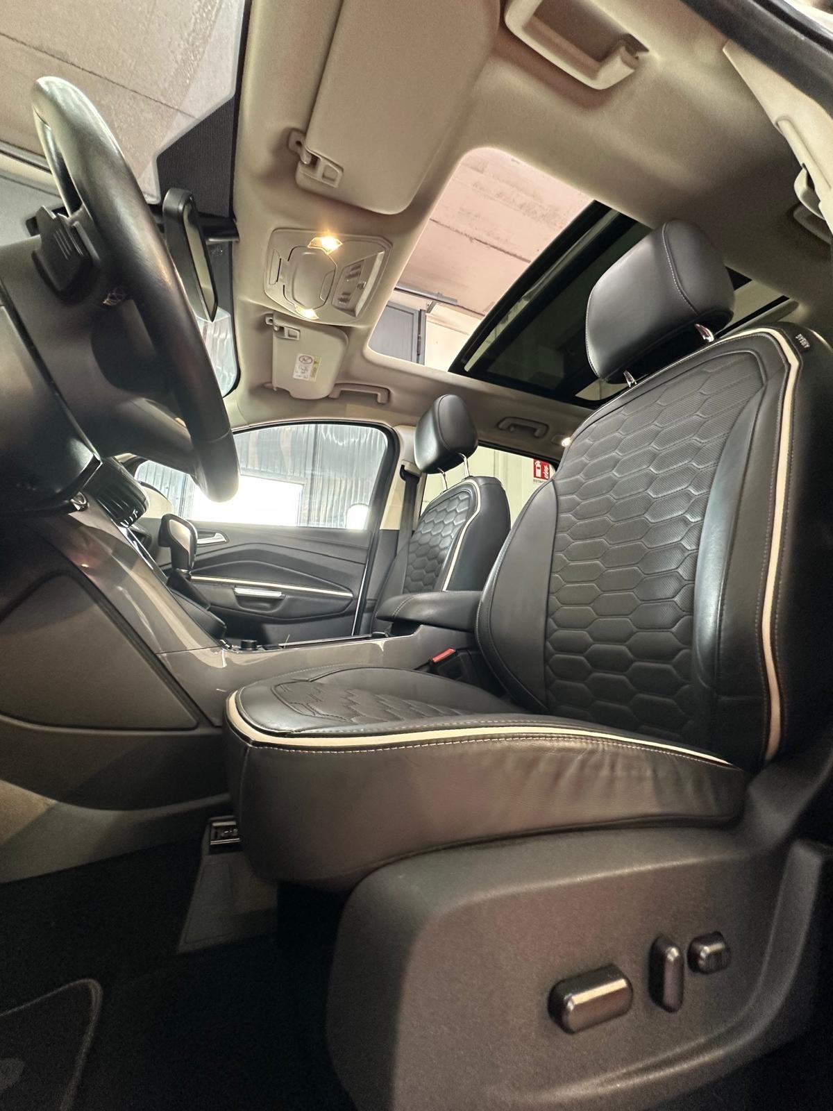 Ford Kuga 2.0 TDCI 180 CV S&S 4WD Powershift Vignale