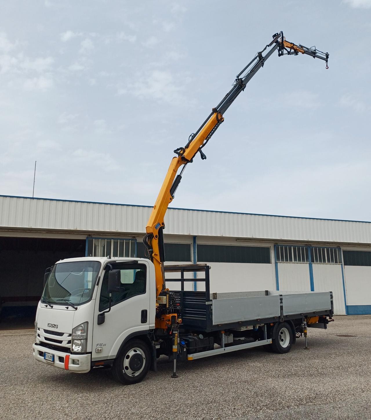 ISUZU 75 EURO 6 GRU E CASSONE FISSO