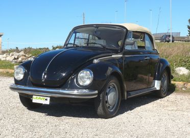 Volkswagen Maggiolino CABRIO (M1100)