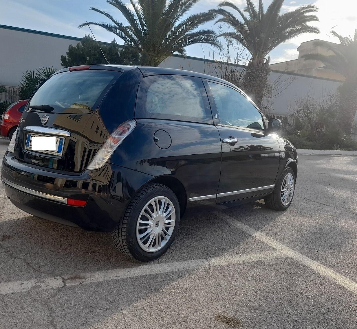 LANCIA YPSILON BENZINA