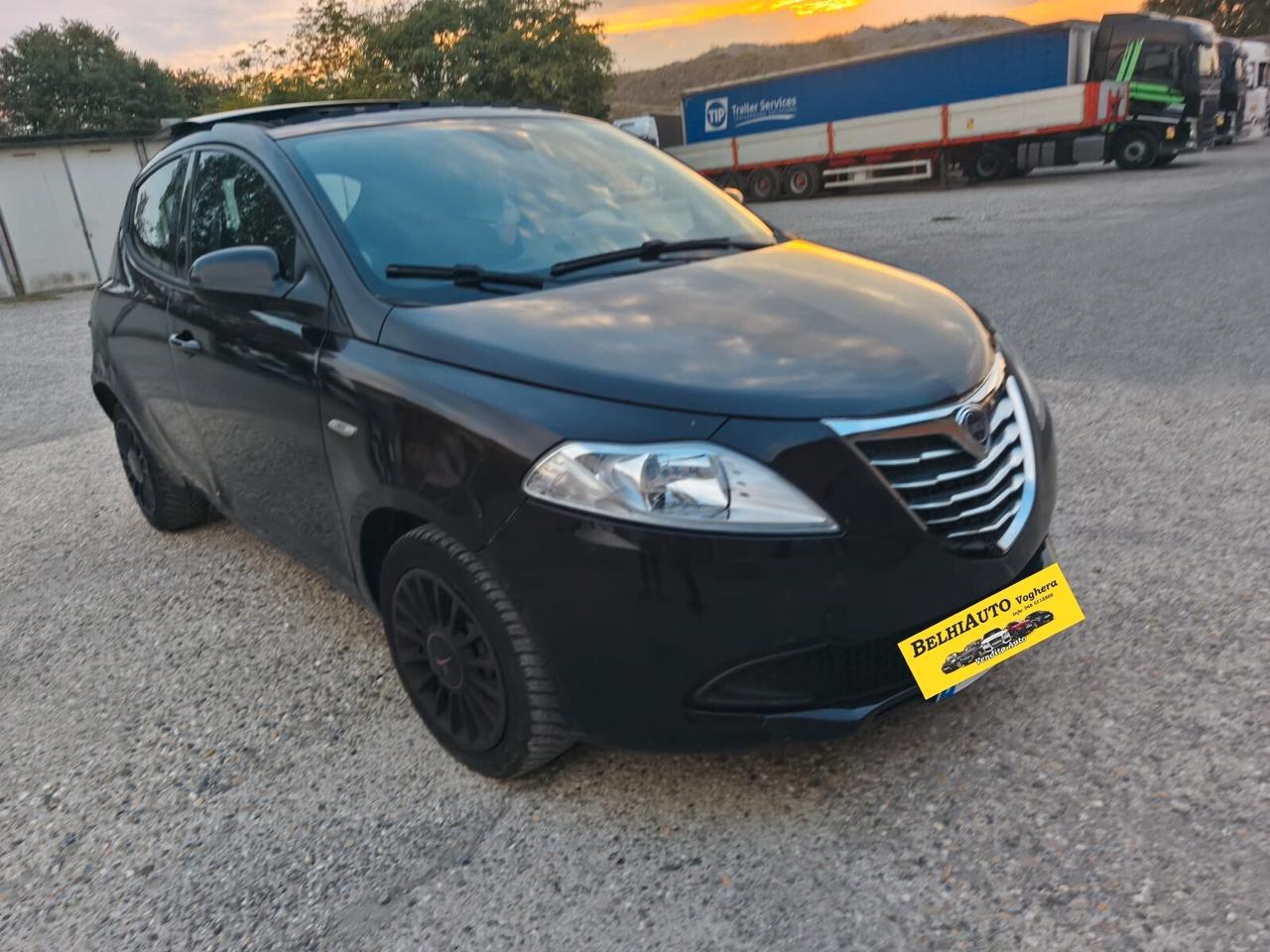 Lancia Ypsilon 2013--1.2 Benzina Neopatentati
