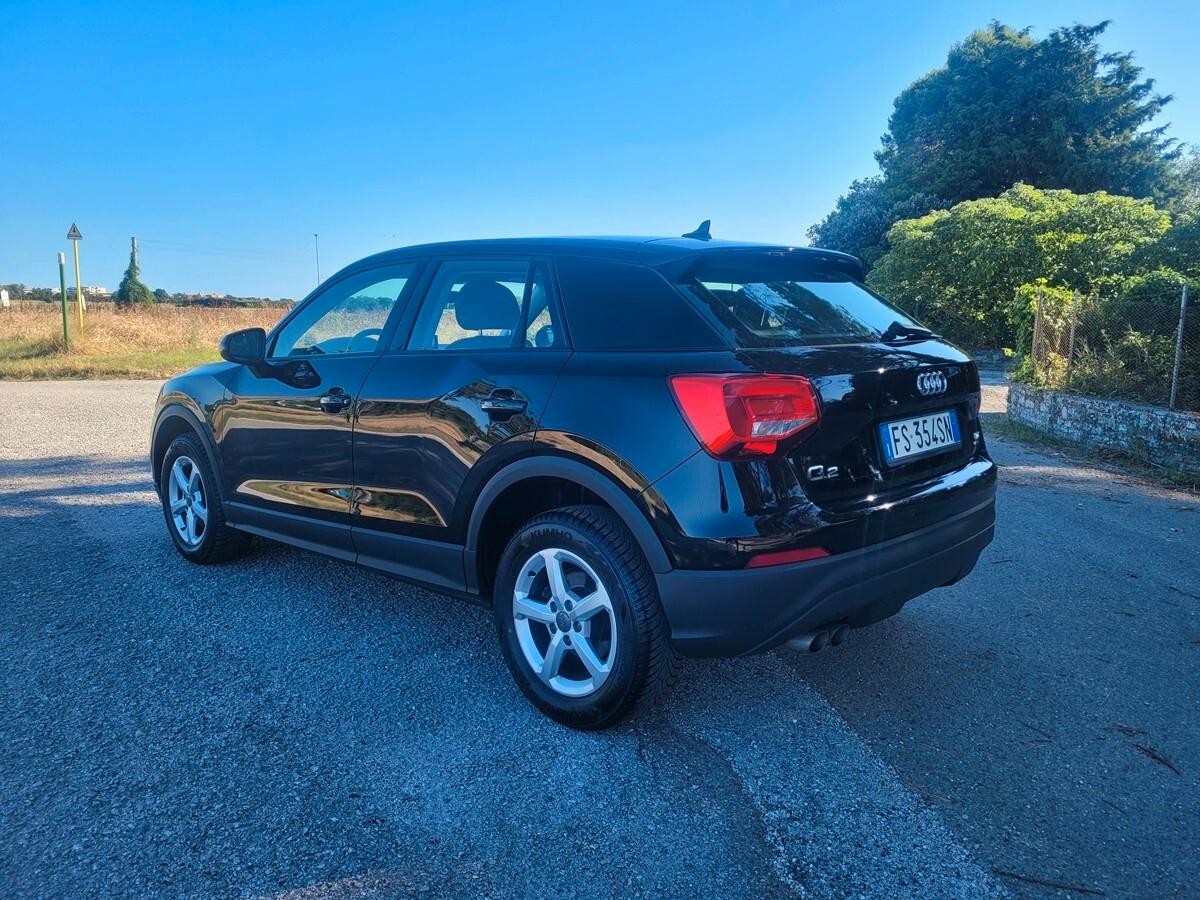 Audi Q2 2.0 TDI quattro S tronic Business