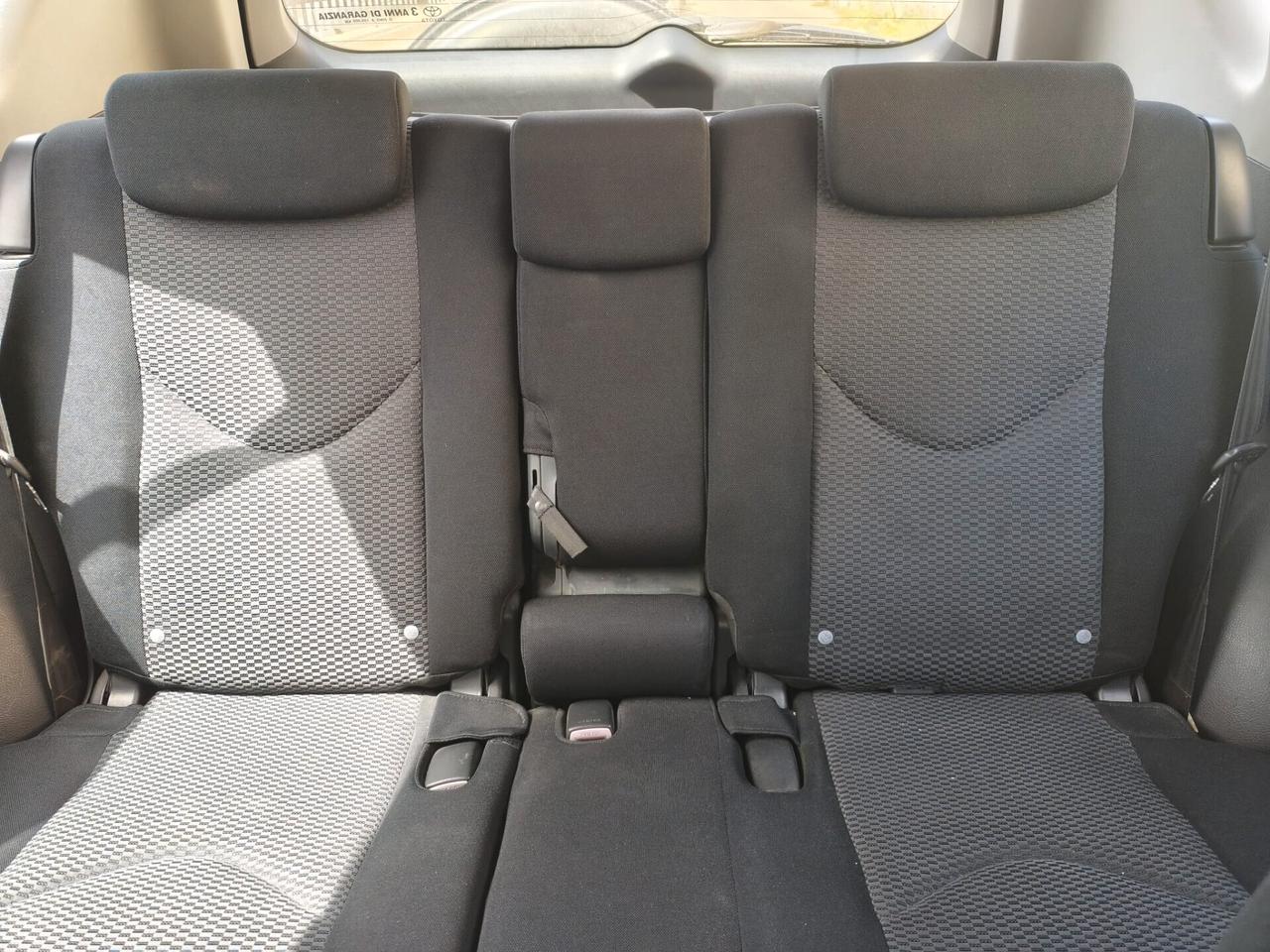 Toyota RAV 4 RAV4 2.2 D-4D 136 CV 2006
