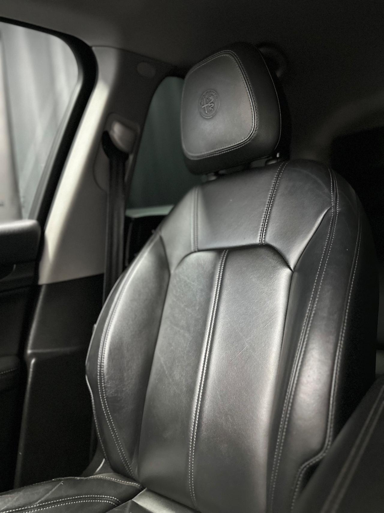Alfa Romeo Stelvio 2.2 Turbodiesel 160 CV AT8 RWD Business