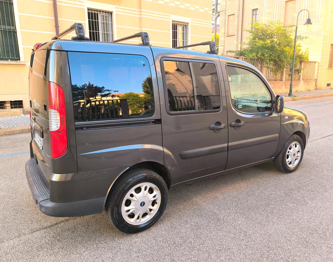 Fiat Doblo 1.9 MJT 120 CV Malibu