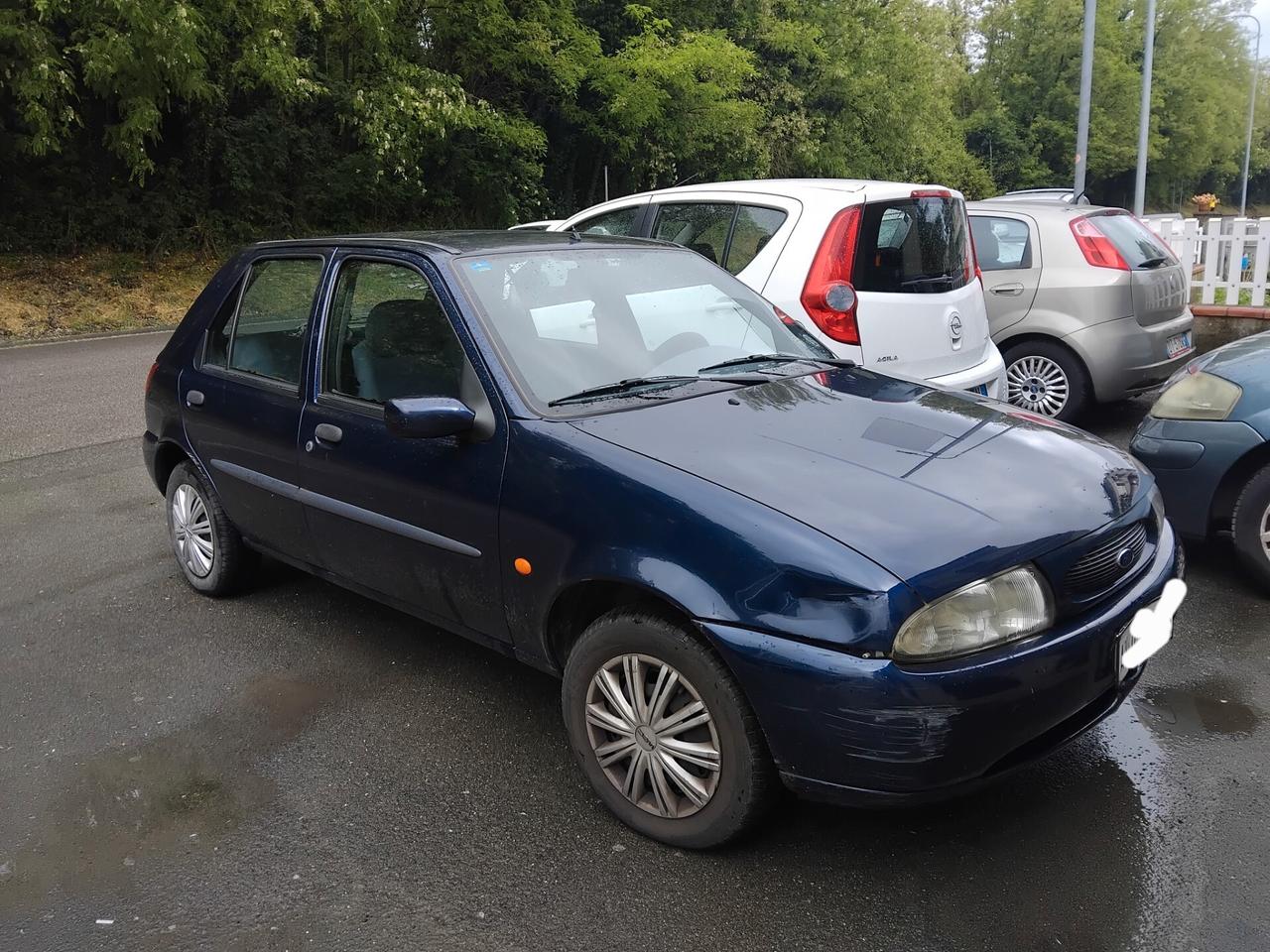 Ford Fiesta 1.2i 16V cat 5 porte Techno