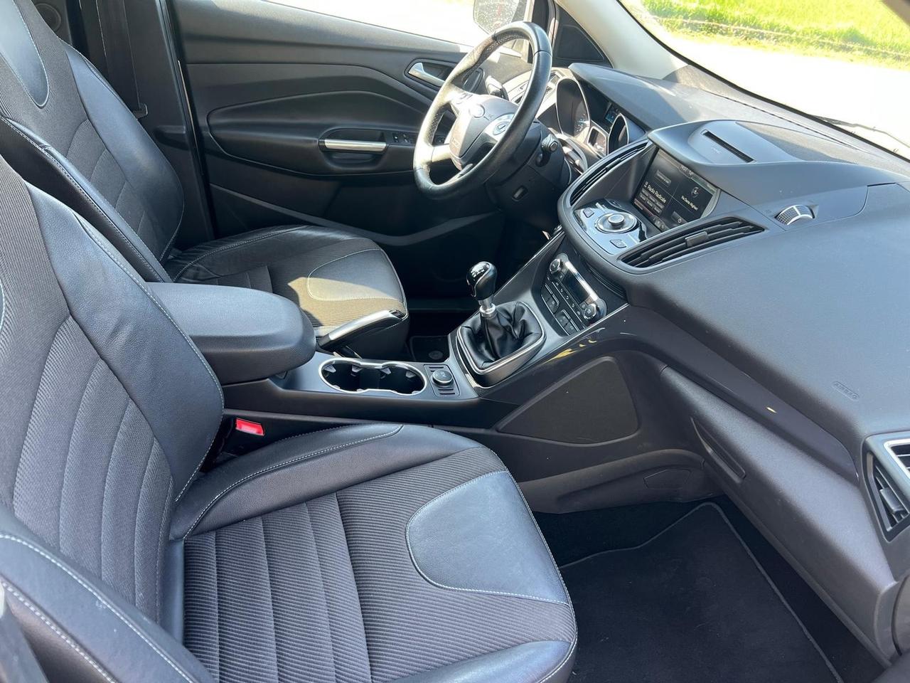 Ford Kuga 1.5 EcoBoost 120 CV S&S 2WD Titanium