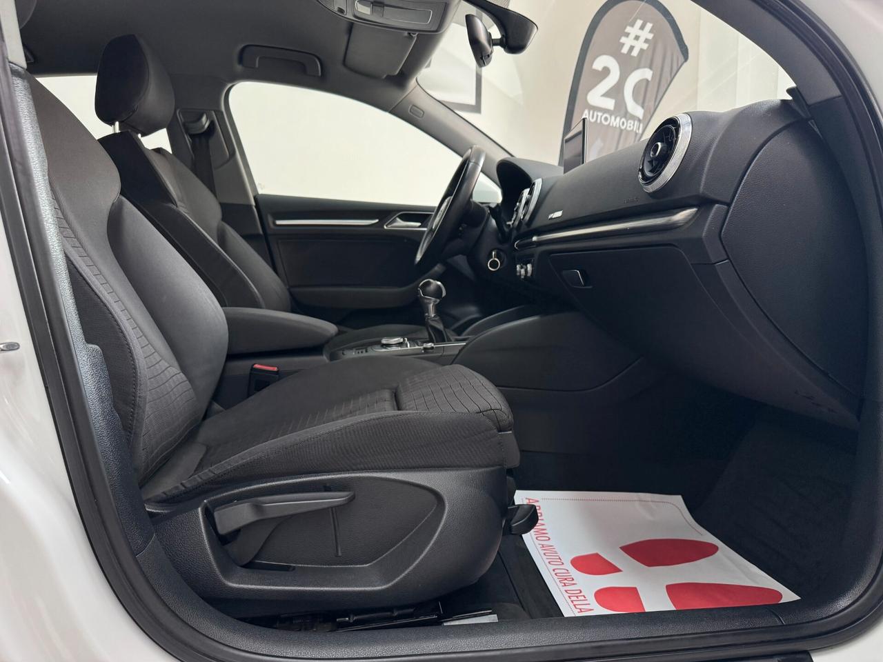 Audi A3 Sedan / 2.0 TDI 150cv/ Cambio automatico / Led