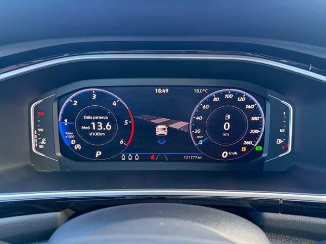 VOLKSWAGEN T-Roc DSG R-Line 2023 IVA esposta