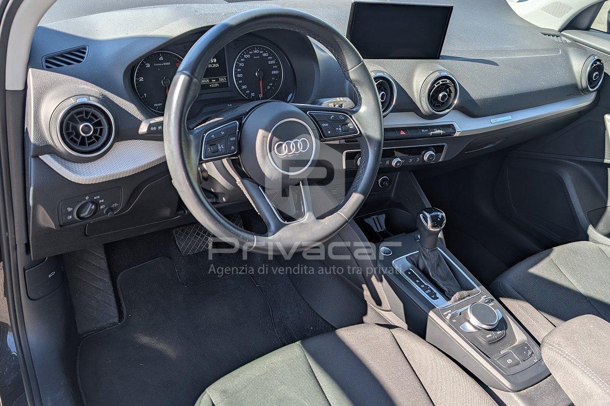 AUDI Q2 30 TDI S tronic Business