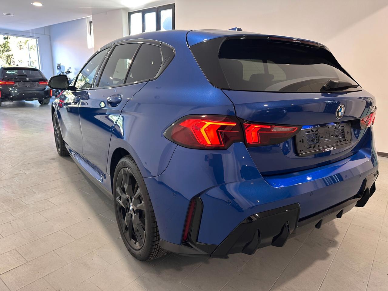 Bmw 118d 5p. M Sport STEPTRONIC_FARI MATRIX_CAMERA _R18_NAVI