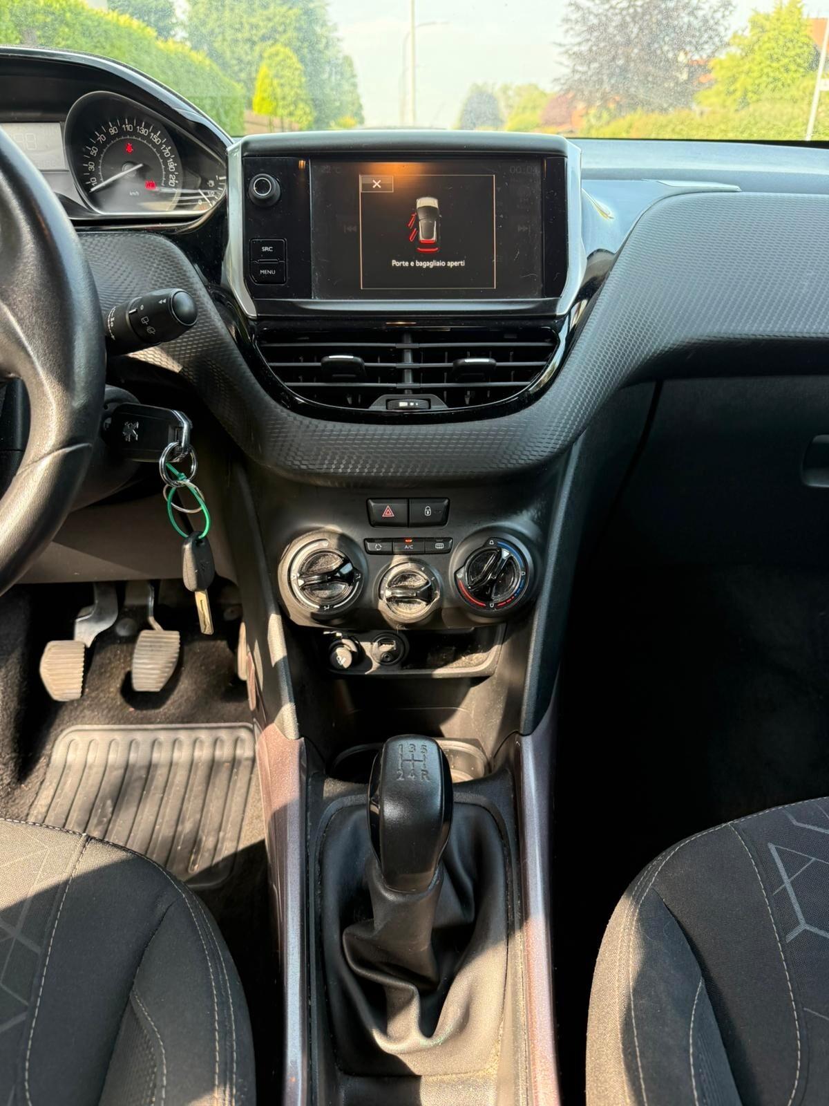 Peugeot 2008 PureTech 82 Allure