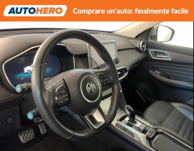 MG EHS Plug-in Hybrid Luxury