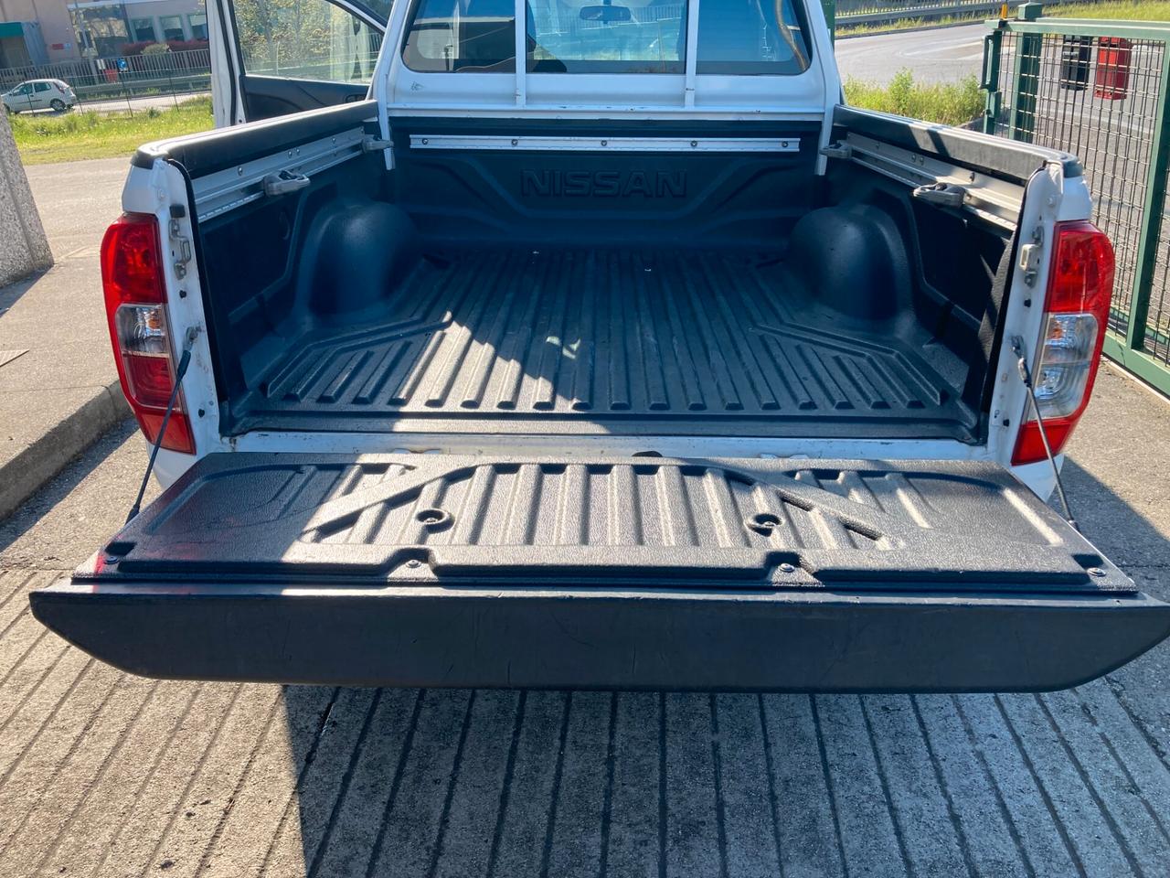 Nissan Navara 2.3 dCi 4WD King Cab Visia