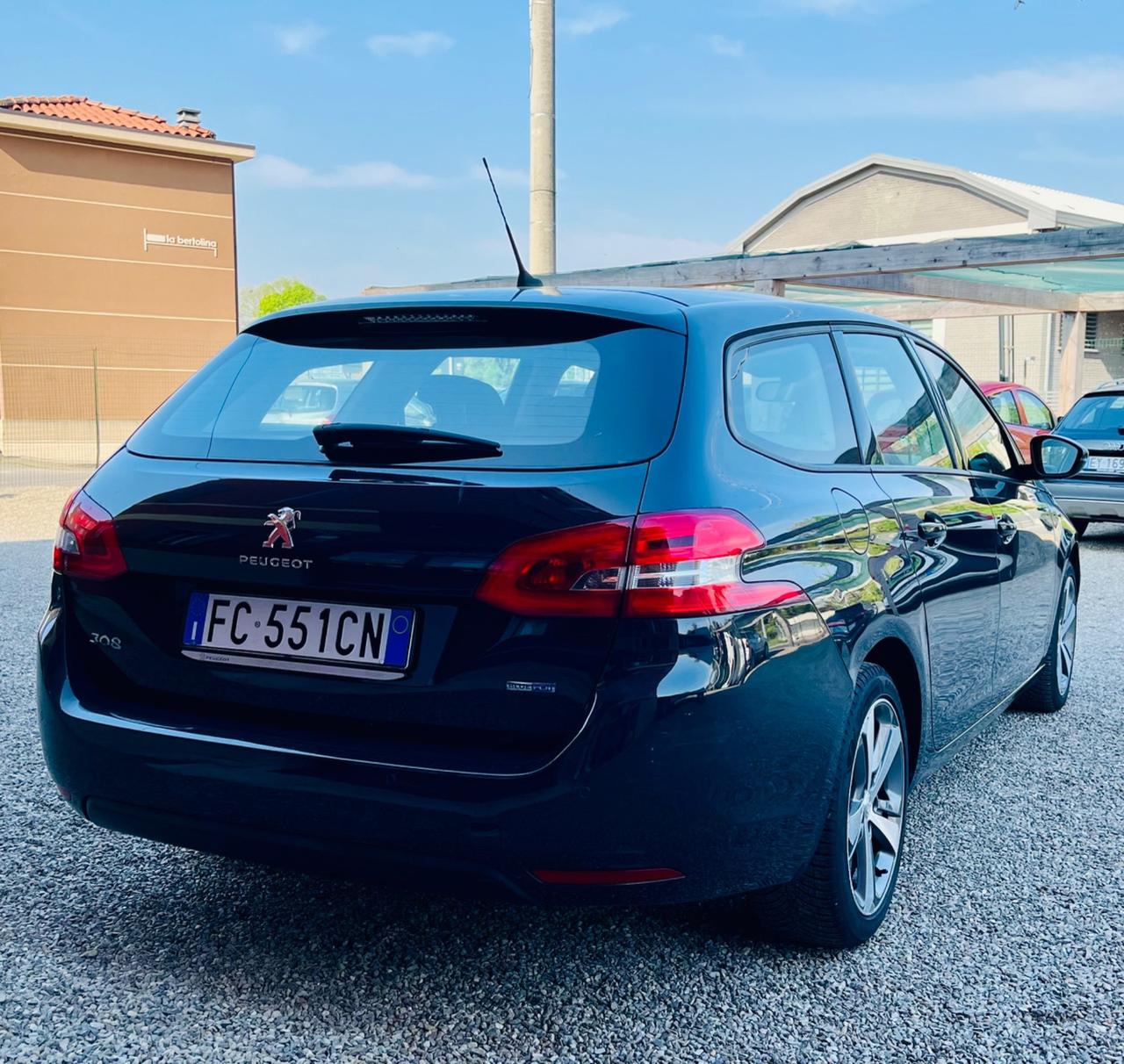 Peugeot 308 BlueHDi 100 S&S SW Business