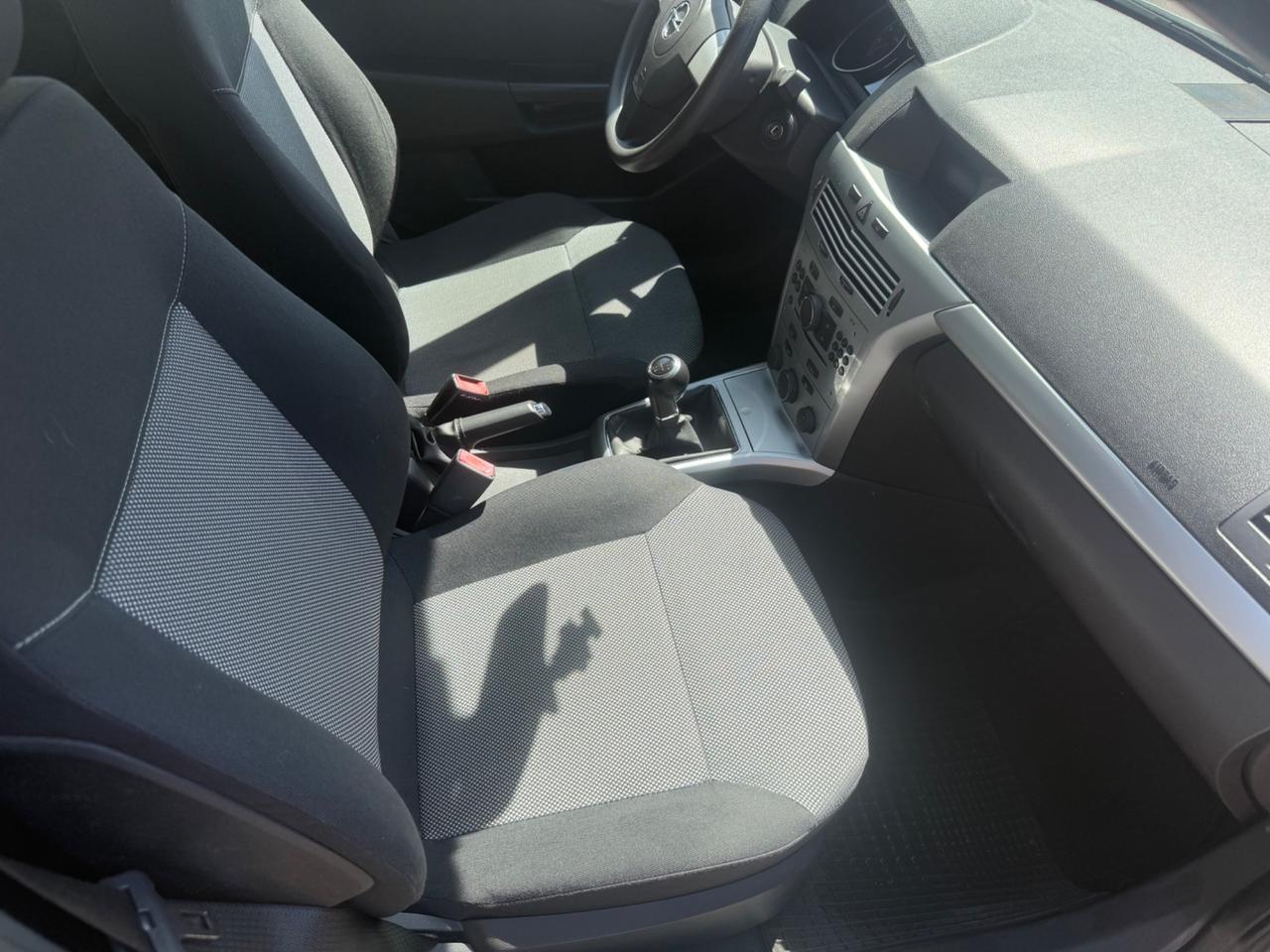 Opel Astra 1.6 16V VVT Station Wagon