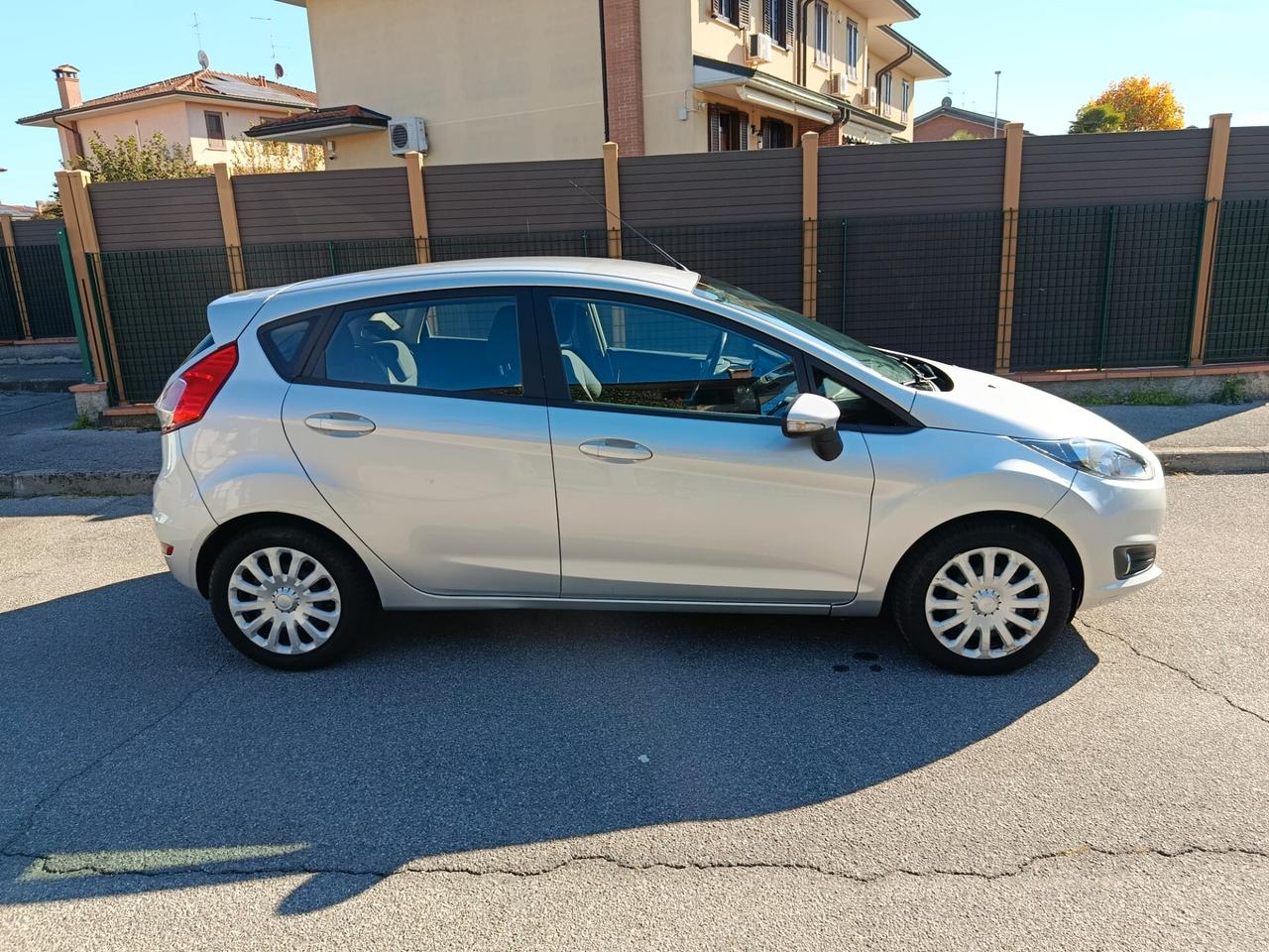 Ford Fiesta 1.5 TDCi 75CV 5 porte Business UNICO PROPRIETARIO