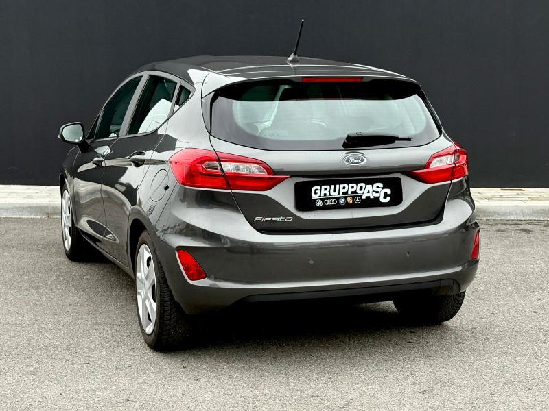 Ford Fiesta 5 Porte 5p 1.1 BENZ 85 CV Titanium OK NEOPATENTATI