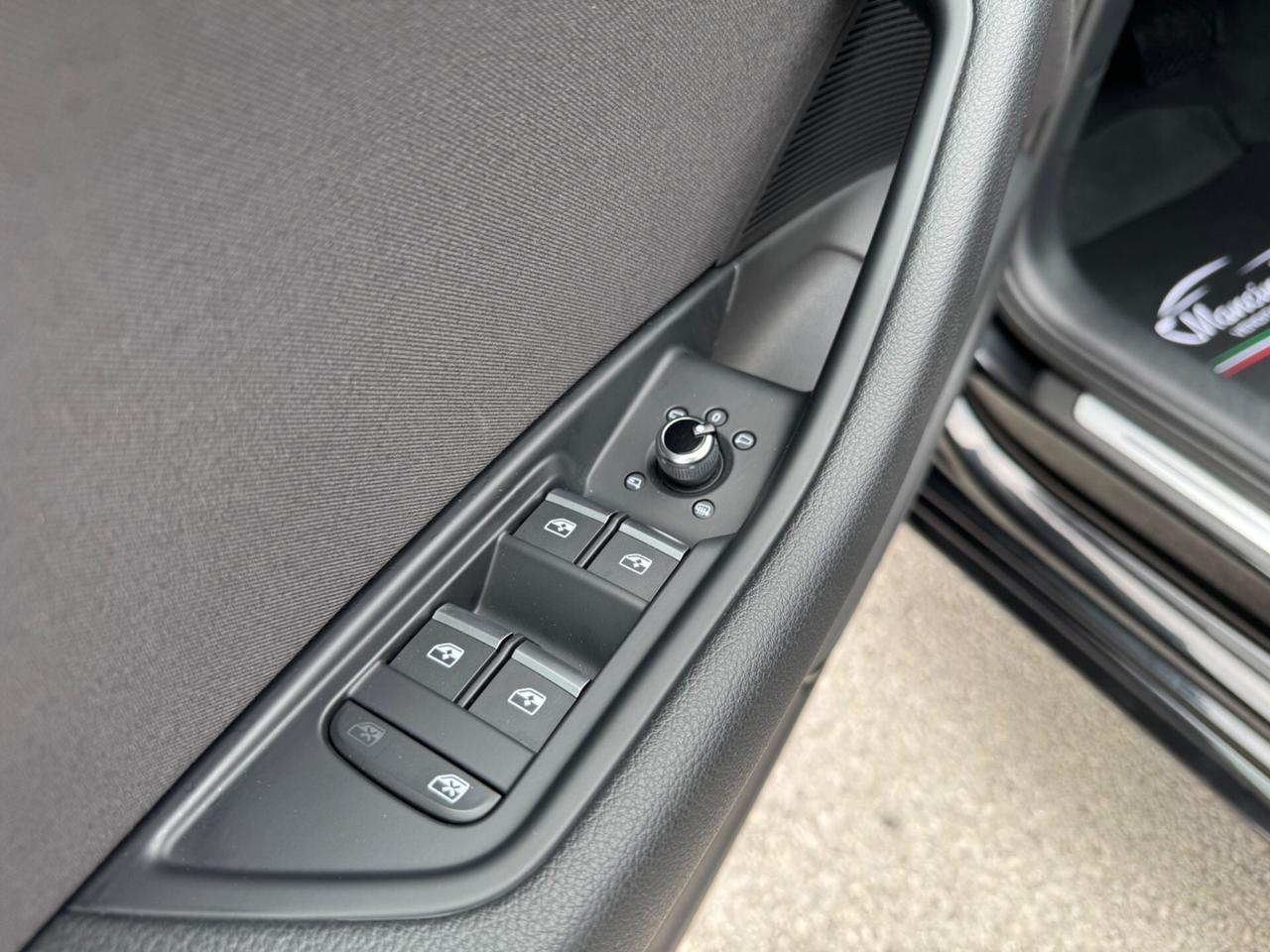 Audi A4 Avant 45 TFSI quattro S tronic S line edition