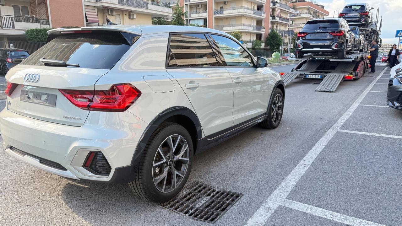 Audi A1 allstreet 30 TFSI S tronic Business LED NAVI PDC CLIMA AUTOMATICO CERCHI 17