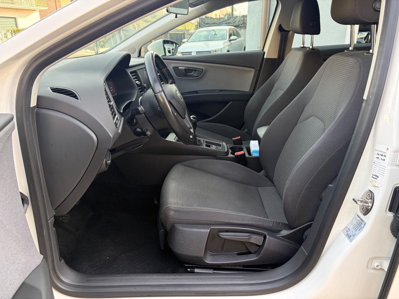 Seat Leon 1.6 TDI 115 CV 5p. Black Edition