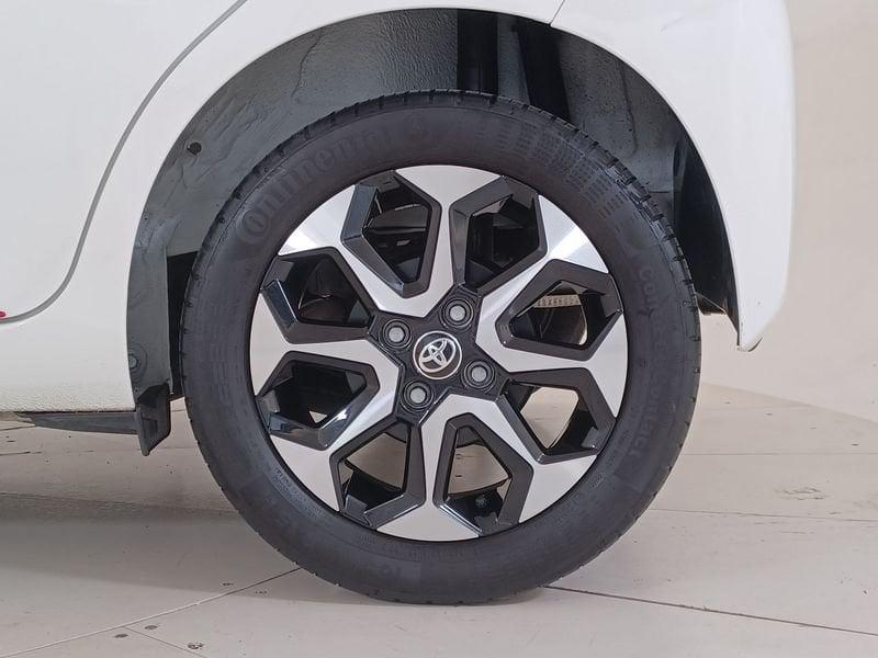 Toyota Aygo II 2018 5p 5p 1.0 x-play 72cv