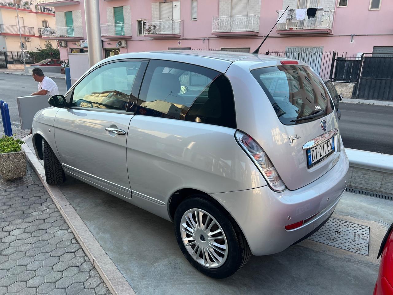 Lancia Ypsilon SOLO 60000 KM!!!!!