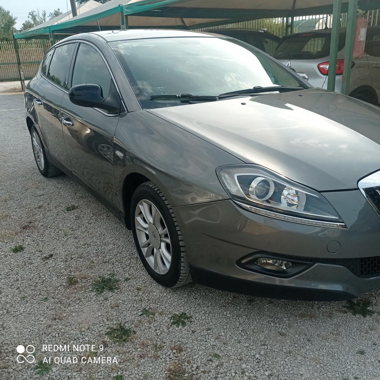 Lancia Delta 1.6 MJT DPF Silver