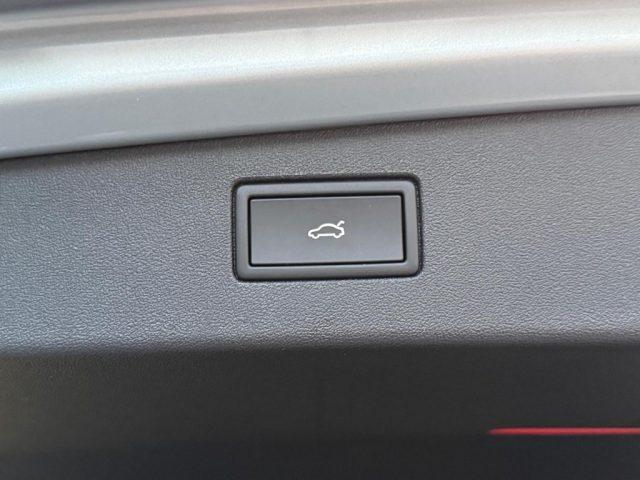 VOLKSWAGEN Tiguan 2.0 TDI 150 CV DSG Elegance