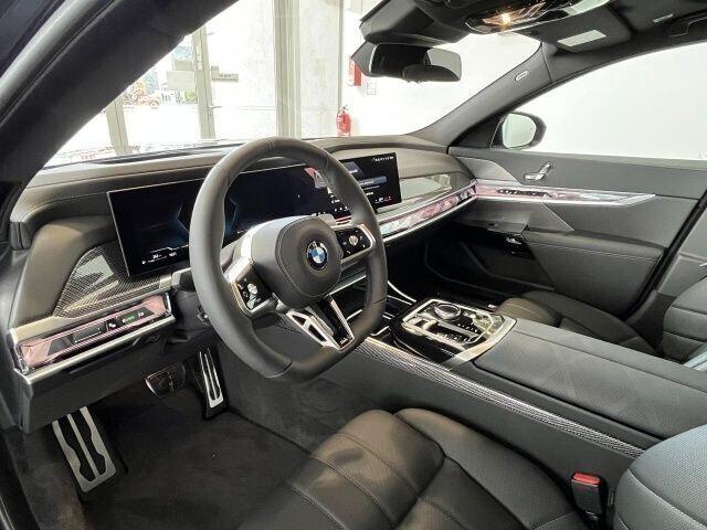 Bmw Seleziona BMW 740d Xdrive