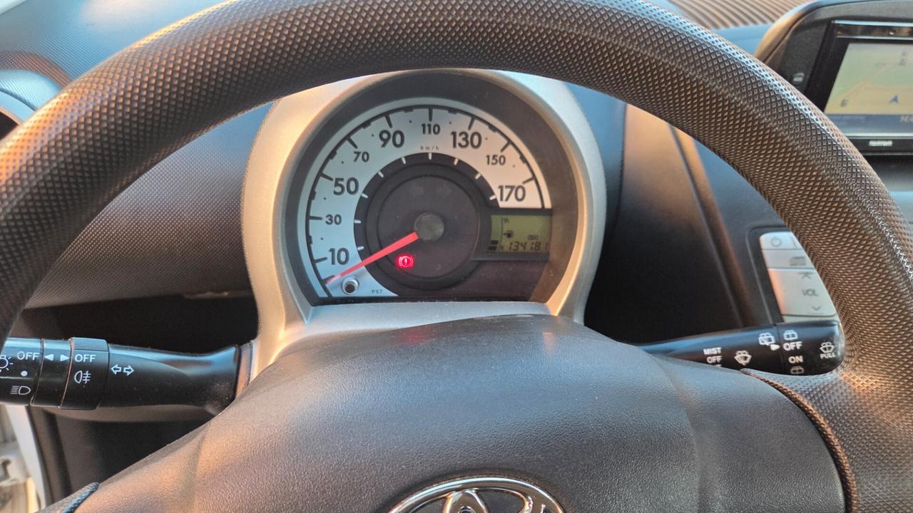 Toyota Aygo 1.0 12V VVT-i 5 porte Lounge Connect unico proprietario