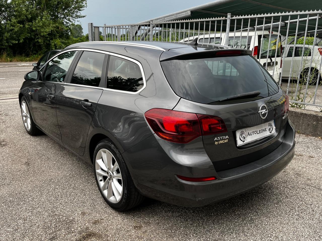 Opel Astra 1.7 CDTI 125CV Sports Tourer Cosmo