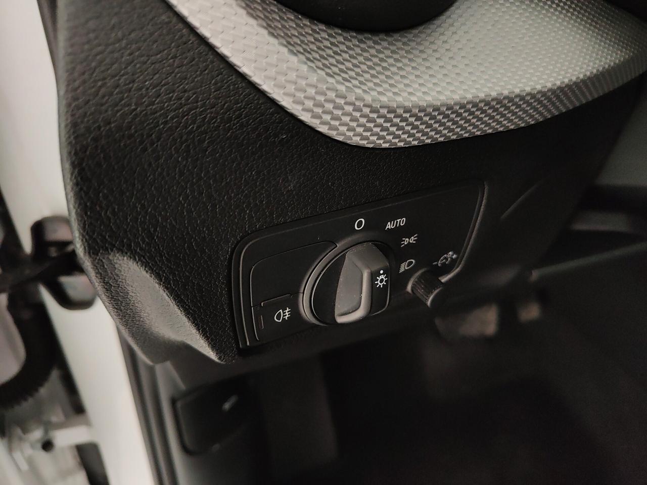 Audi Q2 35 TDI S tronic Business