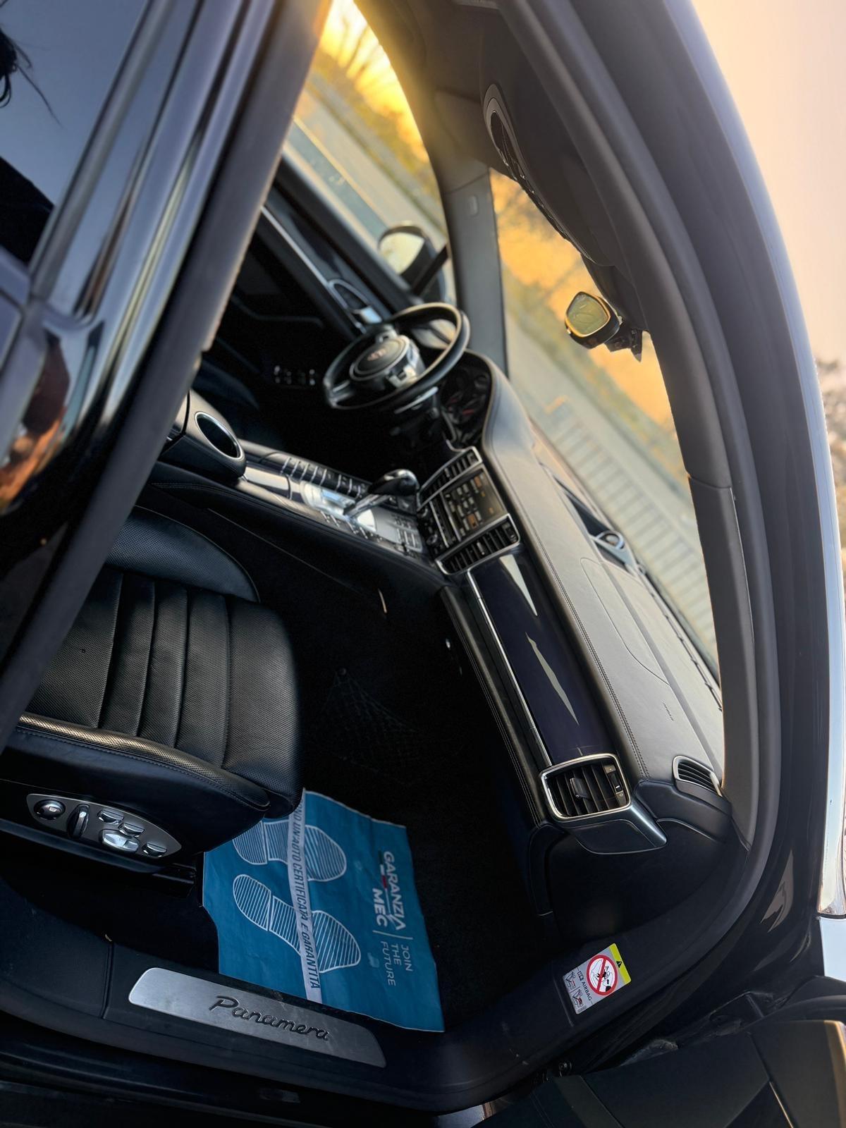 Porsche Panamera finanziabile