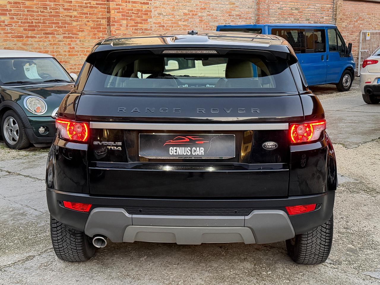 Land Rover Range Evoque 2.2 TD4 5p. Prestige