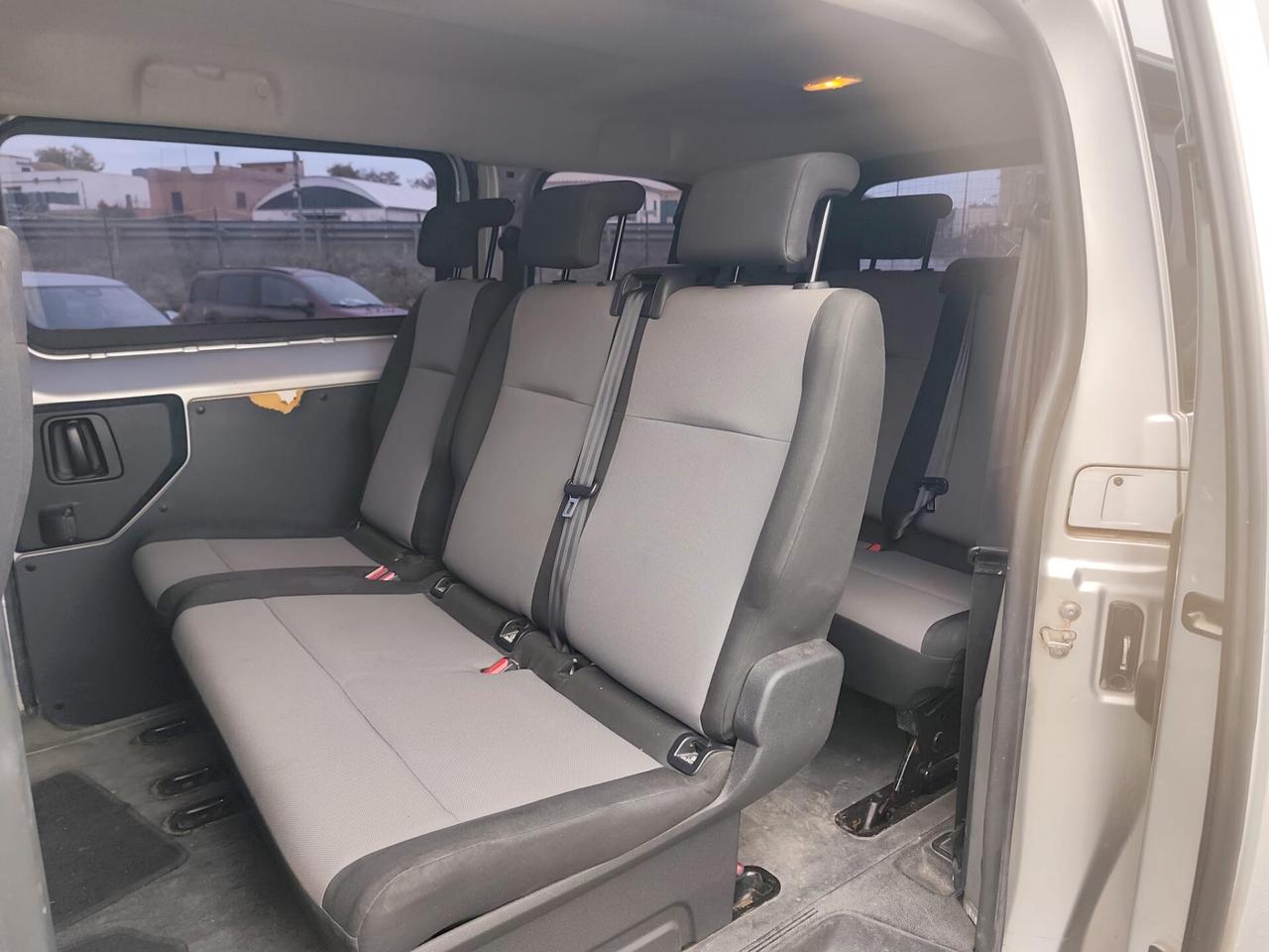 Peugeot Expert BlueHDi 115 S&S PL-TN Combi Standard